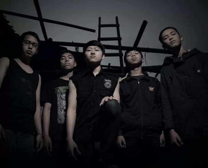 BANG YOUR HEAD