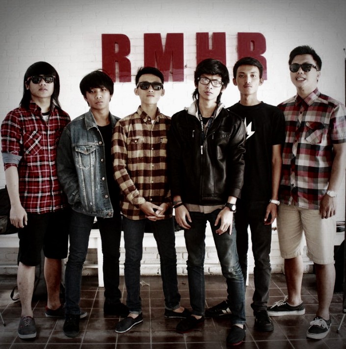 after performance At STV Bandung