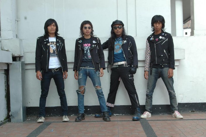 Viva La Rock n' Roll Punk