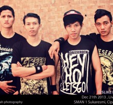 DISLIKE DECEMBER at Crayon SMAN 1 Sukaresmi