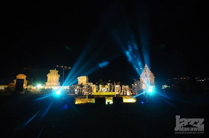 stage - JAZZ ATAS AWAN Dieng Culture Fest #4