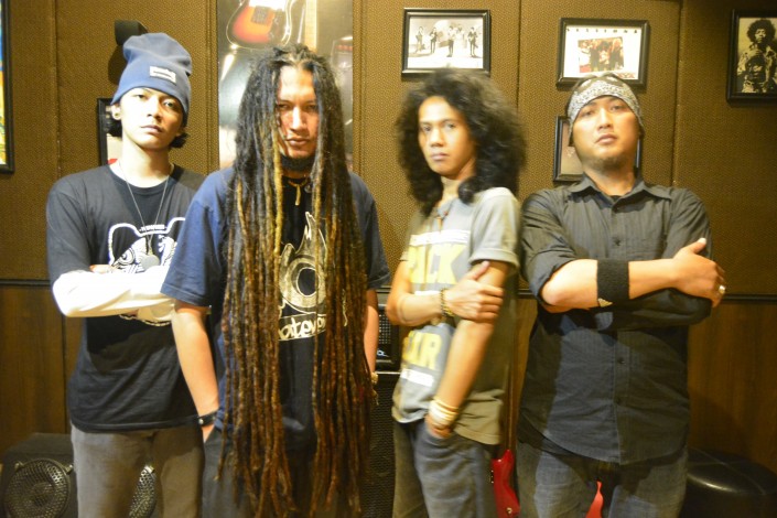 ROOTS