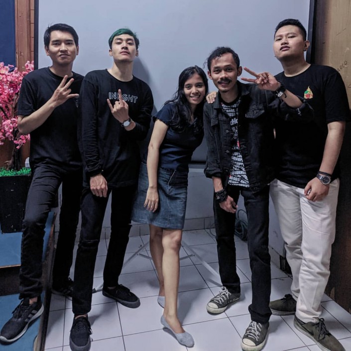 Romansa Crew