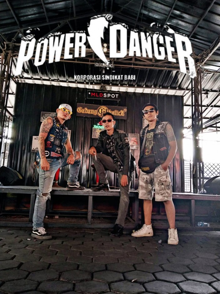 POWER DANGER