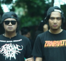 Berteriak Lantank