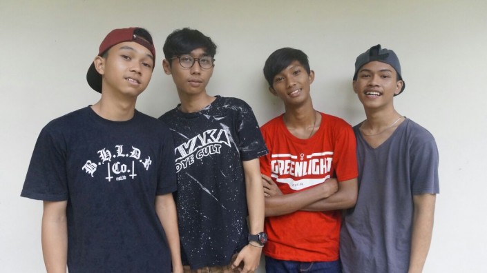 Four Side