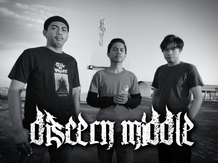 Discern Middle