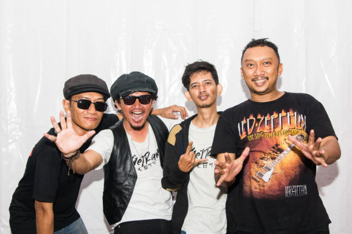 GETRAW band