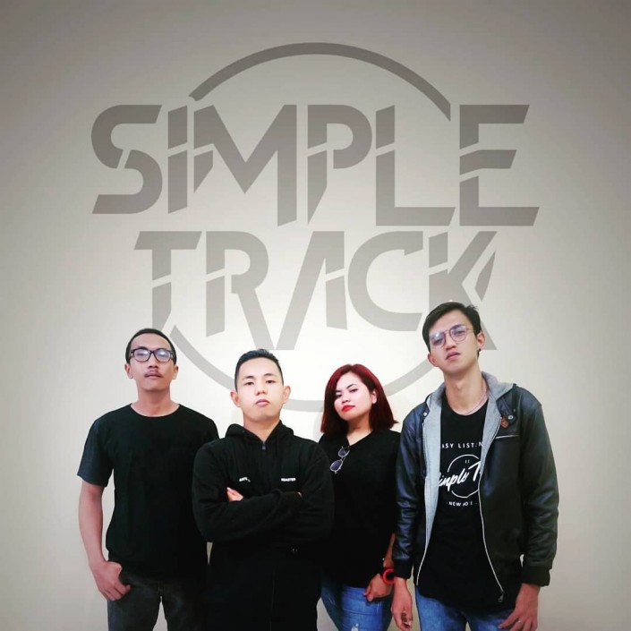 SIMPLE TRACK