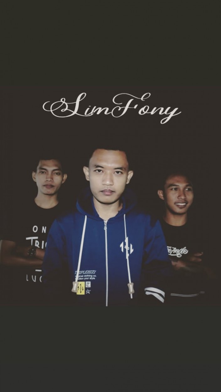 SIMFONY band