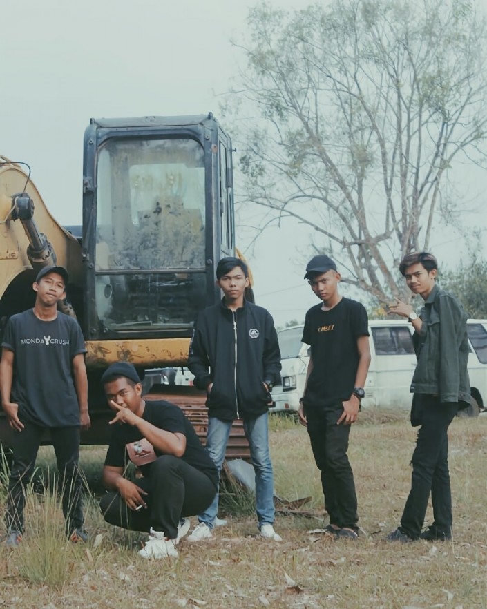 B-SQUAD