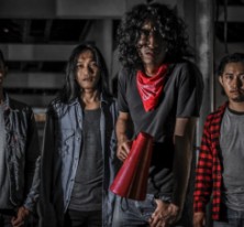 Ruzan Fikra dan Aksi Massa
