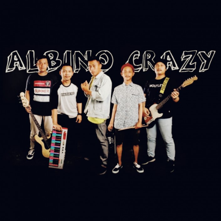 ALBINO CRAZY
