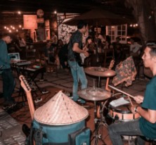 Bercak Dinding