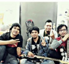 MAXIMUM ROCK