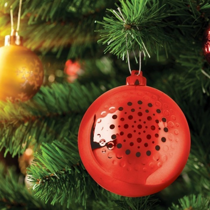 Tree Tunes : Lewatkan Malam Natal Dengan Streaming Musik