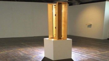 Aeolian Wind Harp, Berbunyi Dengan Angin 