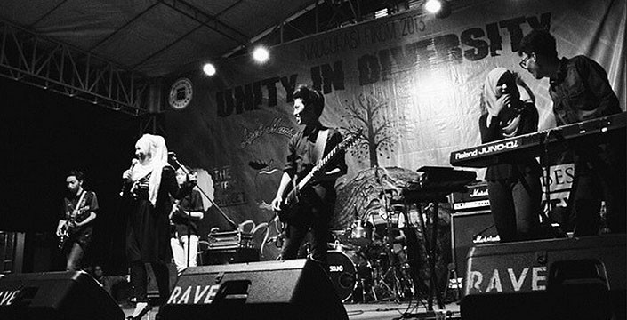 Fusion Pop Bikin Fresh Ala Apel Manis