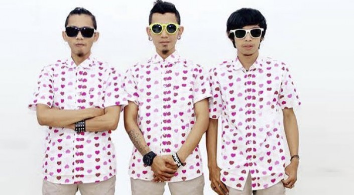 Goblocks Band, Trio Rocker Komedian