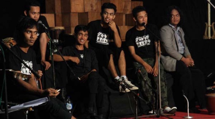 Seuntai Kisah Tentang Sang Swara