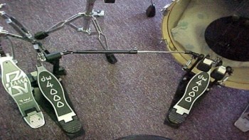 Teknik Dasar Bermain Double Pedal 
