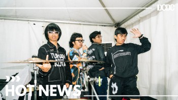 Dongker Bentangkan Kaos Raksasa dan Umumkan Showcase Terbaru “Ceriwis Necis”