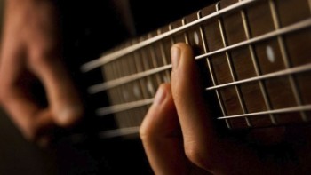 Cara merawat Senar Bass 