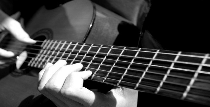 Tips Belajar Gitar Fingerstyle Otodidak Bagi Pemula