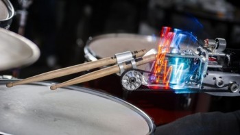 Alat Bantu Nge-Drum Penyandang Disabilitas