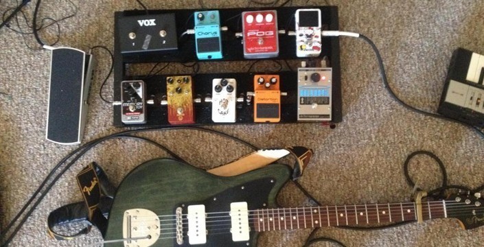 Sepuluh Merk Efek Gitar Terbaik Dan Terbaru 2015