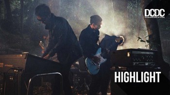 2 Mini Album ini Dirilis dan Dipentaskan Oleh Penciptanya Dihari Yang Sama