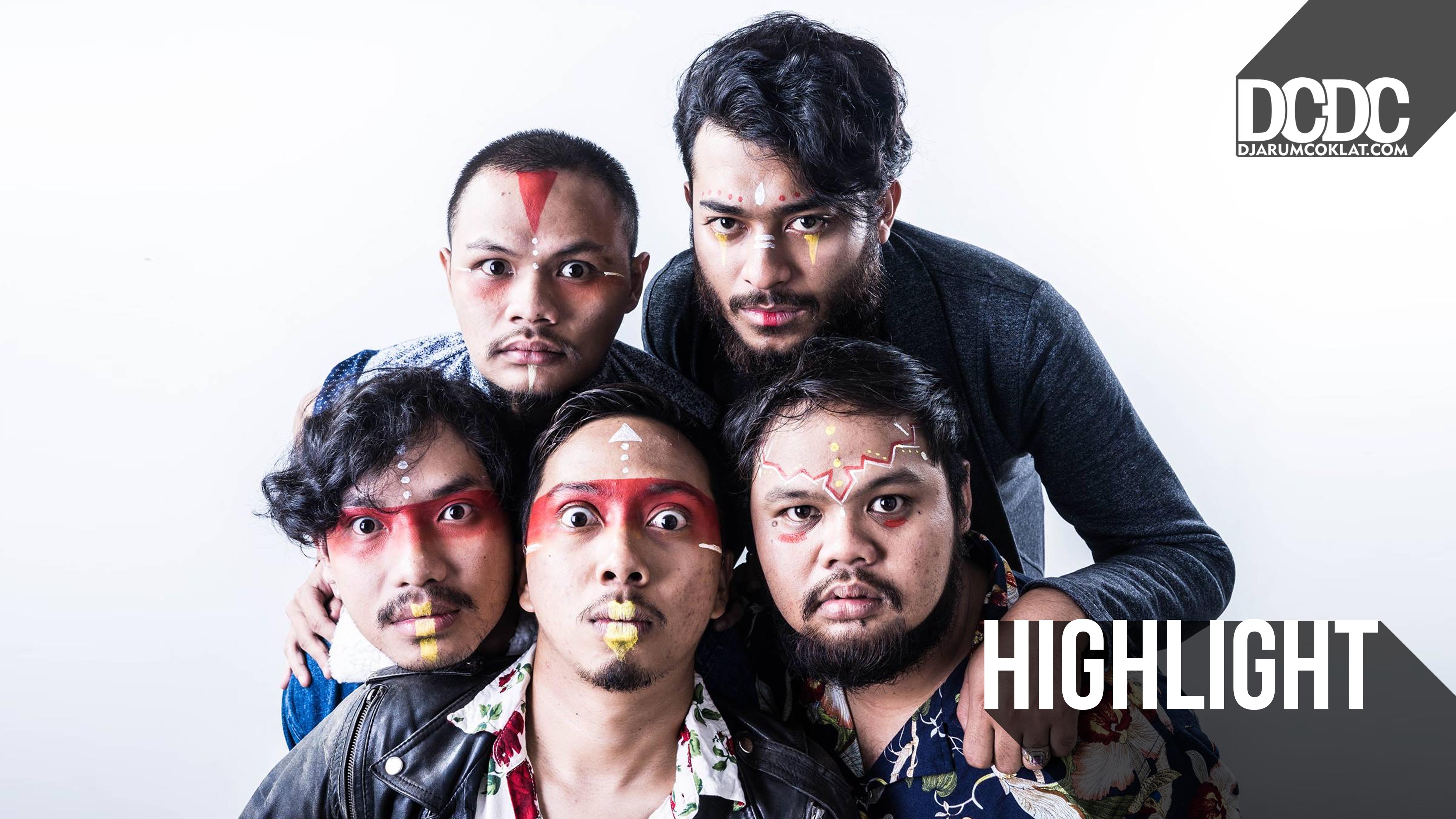 Mustache And Beard : “Kita Akan Buat Novel Dari Album Pertama”
