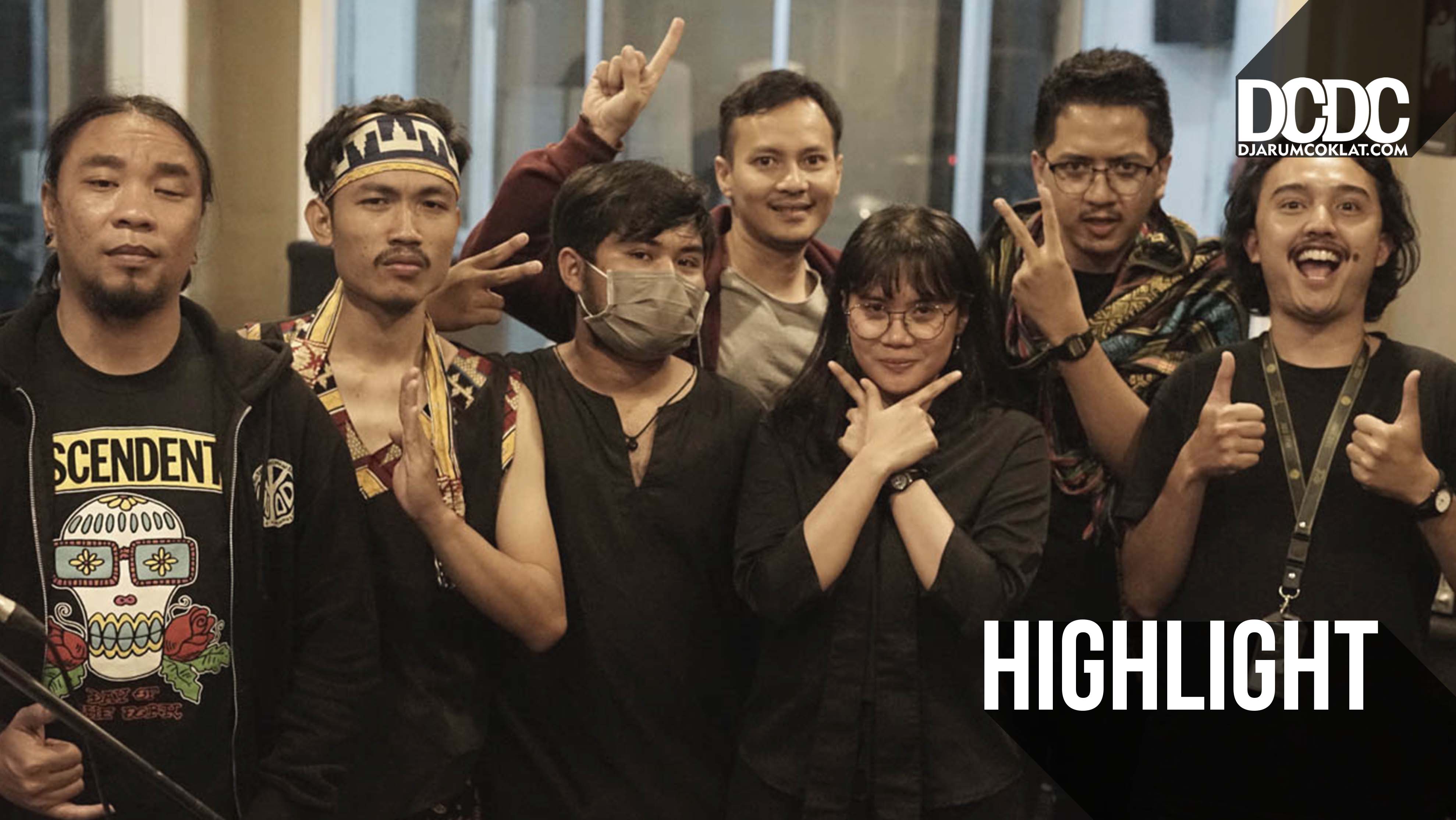 DCDC Substereo : Alunan Folk Bernada Mistis Dari Rubah Di Selatan