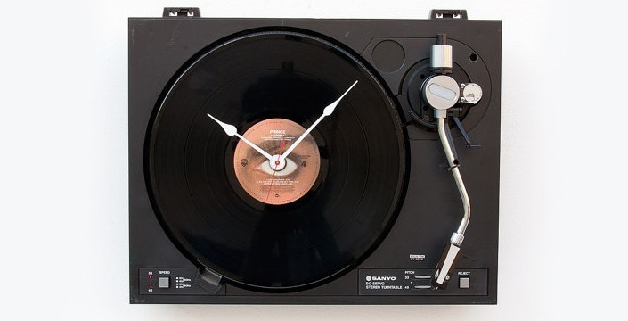 Jam Dinding Khusus Audiophile's
