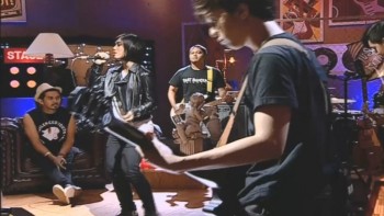 Let's Goo!! - Tetap Berdiri