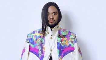 Neurotic Sama Dengan Jones, Jones Sama Dengan Neurotic