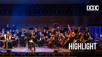 Suguhan Musik Orkestra dan Distorsi yang Menghantam Telinga