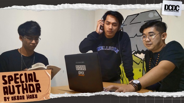 Mendengar Adalah Konstelasi Tak Memudar