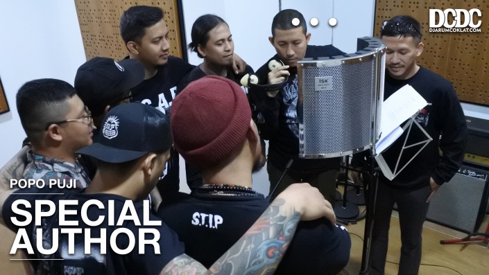 Mengajar Vokal karena Dendam Pribadi