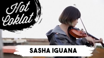 Sasha Iguana (Penyanyi / Violinist)