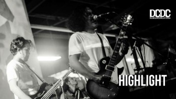 A Page About: Izma, Musisi Muda yang Berjalan Mundur
